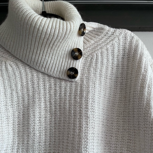 Massimo Dutti White turtleneck knit sweater - Picture 2 of 7